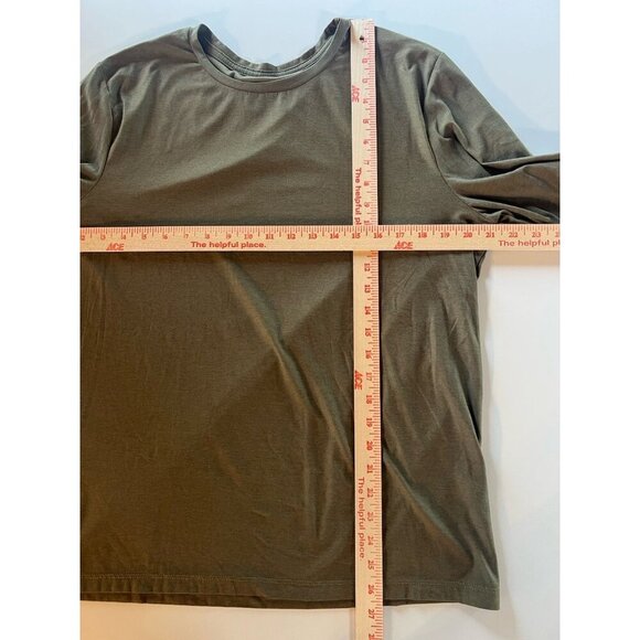 Beyond Yoga army green athleisure long slv top L soft silky comfy lightweight - Picture 5 of 7